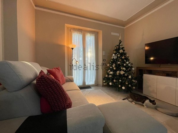 casa indipendente in vendita a Lucca in zona zona Arancio