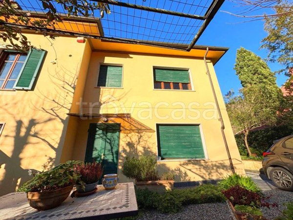 appartamento in vendita a Lucca in zona Cerasomma