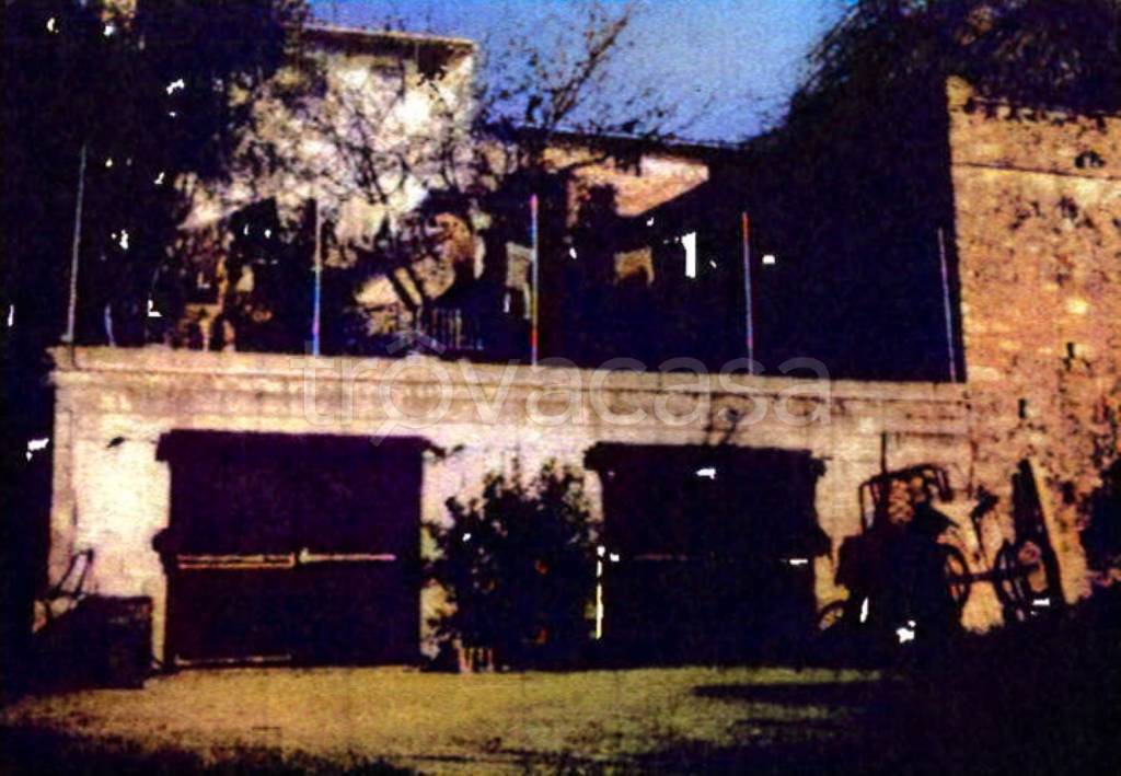 appartamento in vendita a Lucca in zona Nave