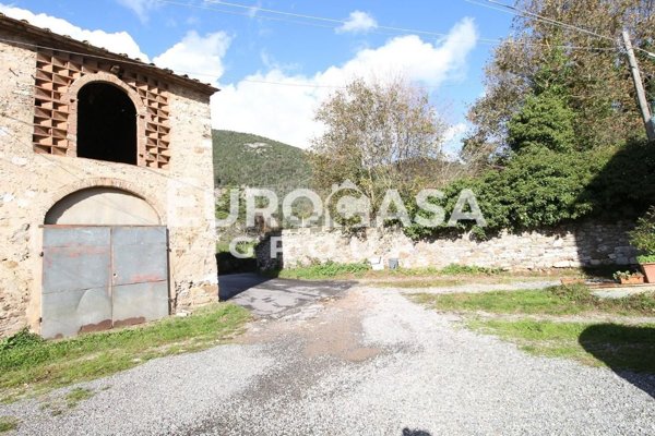 appartamento in vendita a Lucca in zona San Lorenzo a Vaccoli