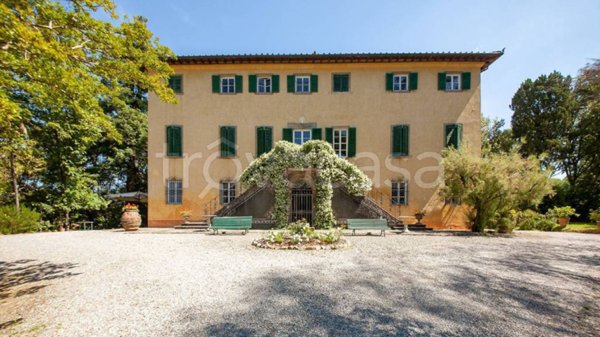 casa indipendente in vendita a Lucca in zona Monte San Quirico