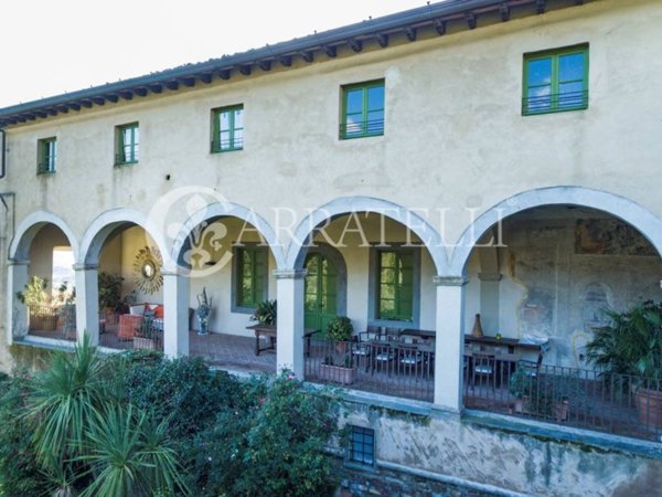 villa in vendita a Lucca in zona Torre