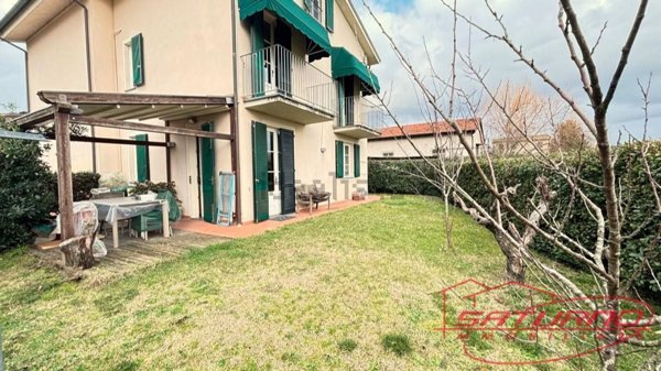 pentavano in vendita a Lucca in zona Sant'Anna