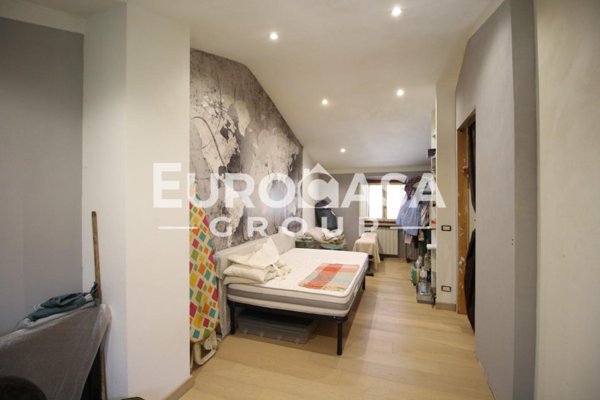 casa indipendente in vendita a Lucca in zona San Lorenzo a Vaccoli