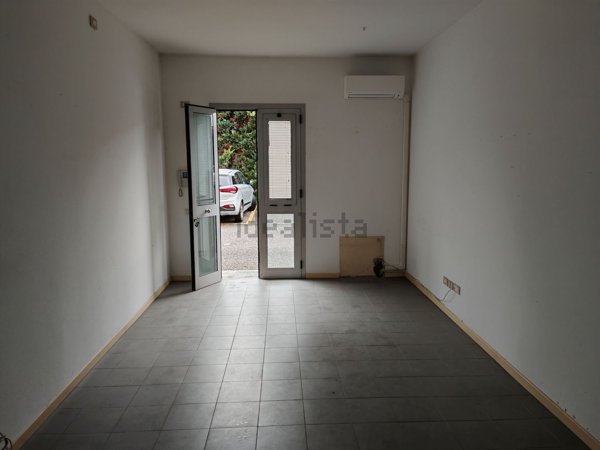 ufficio in vendita a Lucca in zona zona San Marco