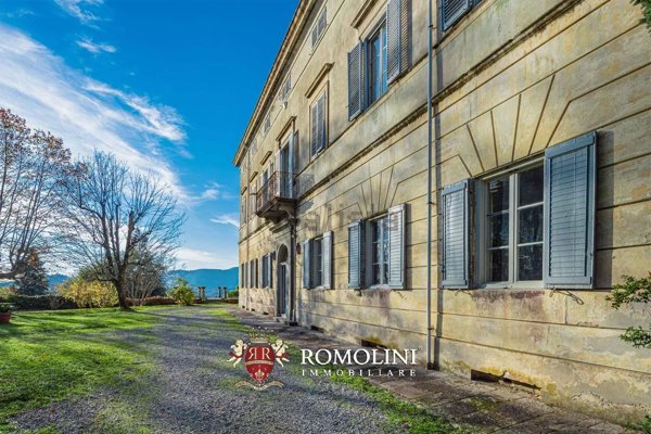 casa indipendente in vendita a Lucca in zona Ponte a Moriano