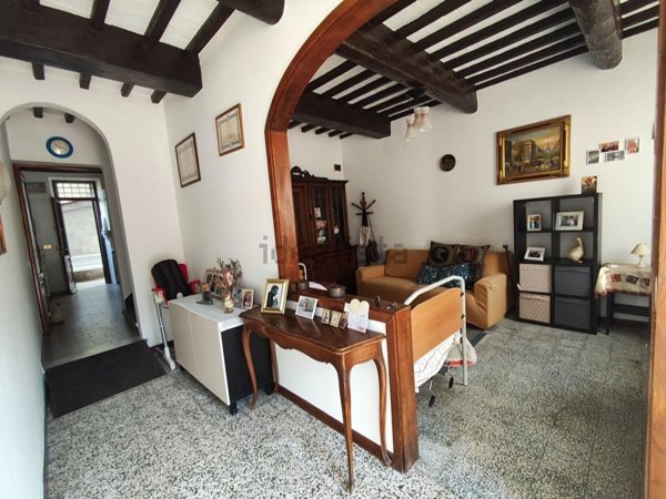 casa indipendente in vendita a Lucca in zona Sant'Anna