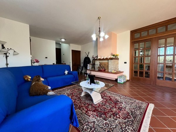 casa indipendente in vendita a Lucca in zona zona Antraccoli
