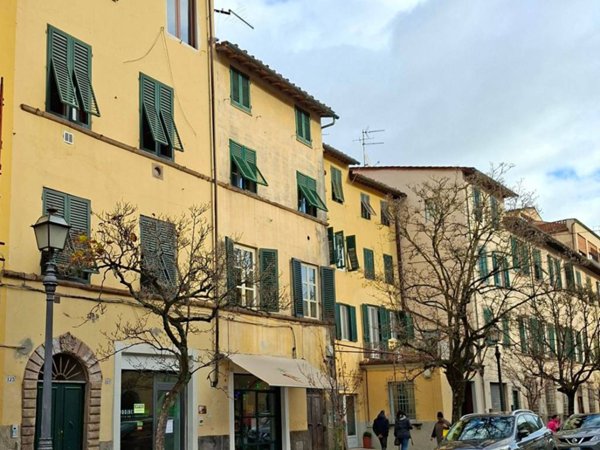 appartamento in vendita a Lucca in zona Centro Città