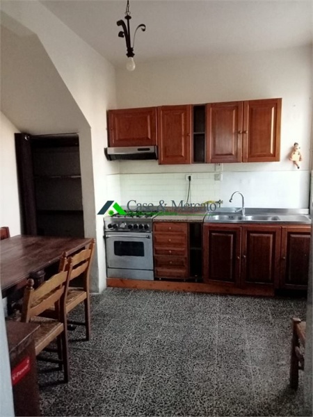 casa indipendente in vendita a Lucca in zona Centro Città