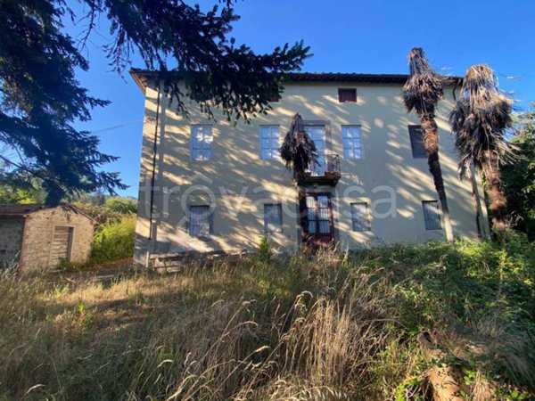 casa indipendente in vendita a Lucca in zona Torre