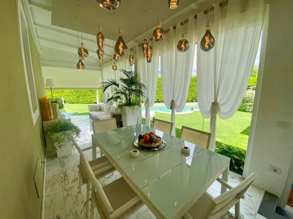 casa indipendente in vendita a Lucca in zona Mutigliano