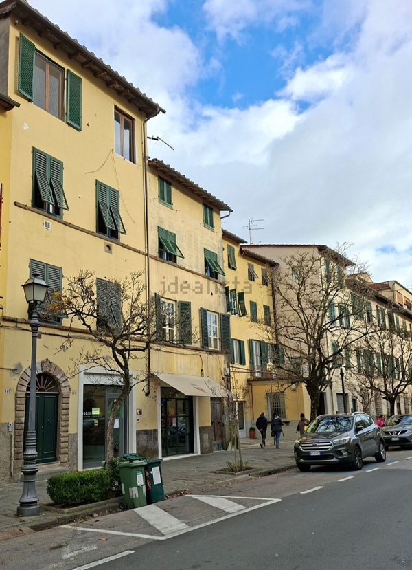 appartamento in vendita a Lucca in zona Centro Città
