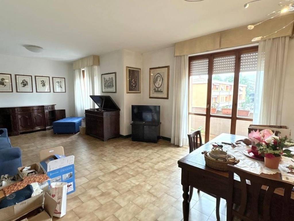 appartamento in vendita a Lucca in zona zona San Filippo
