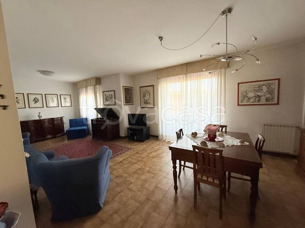 appartamento in vendita a Lucca in zona zona San Filippo