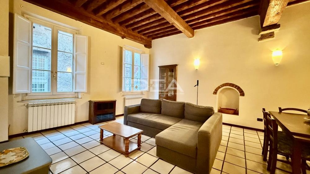 appartamento in vendita a Lucca in zona Centro Città