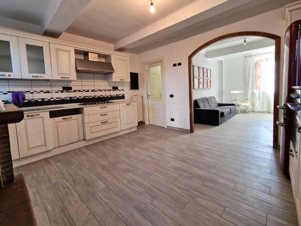 casa indipendente in vendita a Lucca in zona San Donato