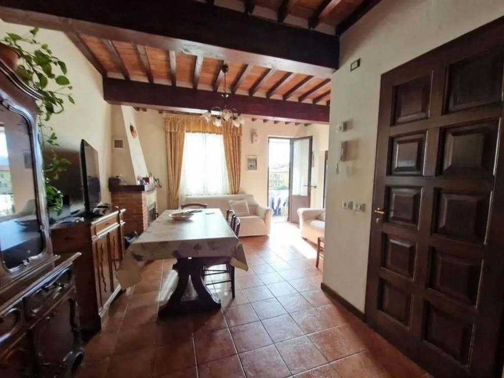 appartamento in vendita a Lucca in zona zona San Vito