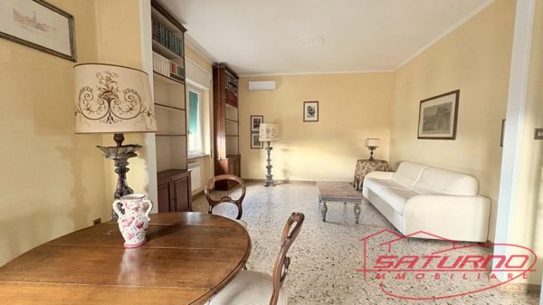 appartamento in vendita a Lucca in zona Centro Città