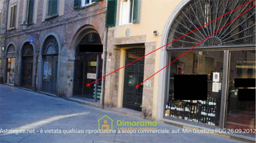 negozio in vendita a Lucca in zona Centro Città