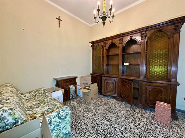 casa indipendente in vendita a Lucca