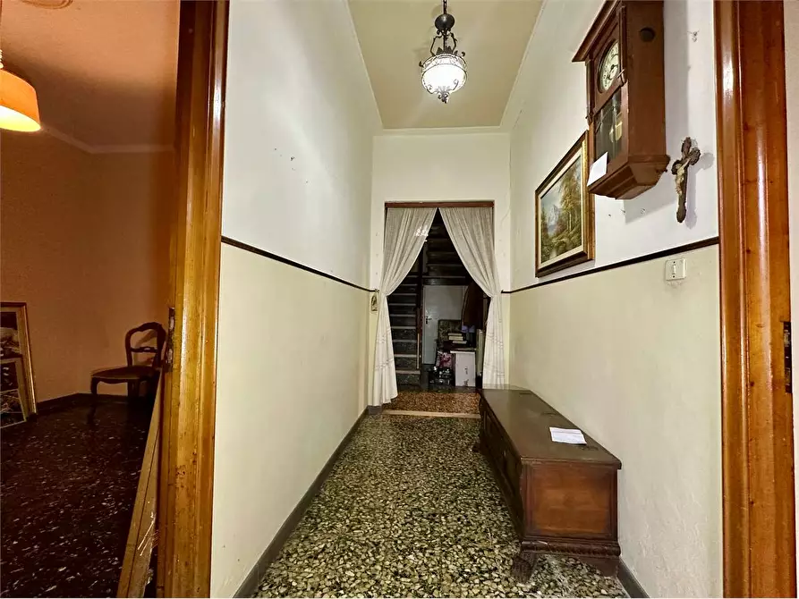 casa indipendente in vendita a Lucca