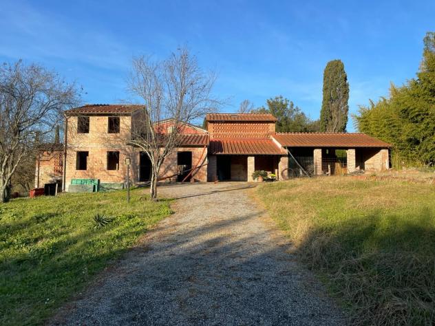 casa indipendente in vendita a Lucca in zona Monte San Quirico
