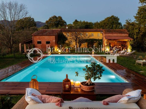 casa indipendente in vendita a Lucca in zona zona San Marco