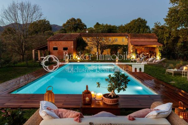 casa indipendente in vendita a Lucca in zona zona San Marco