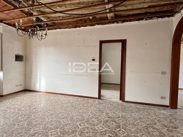 appartamento in vendita a Lucca in zona Centro Città