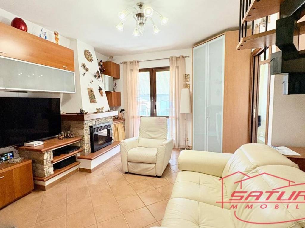 appartamento in vendita a Lucca in zona San Cassiano a Vico