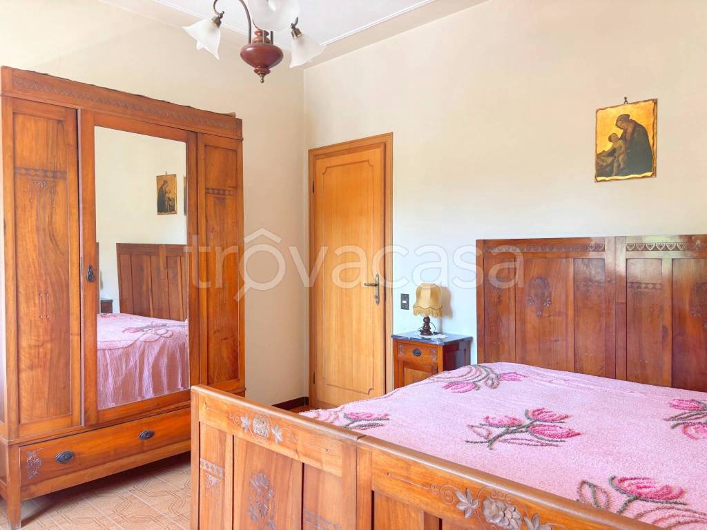 casa indipendente in vendita a Lucca in zona Ponte San Pietro