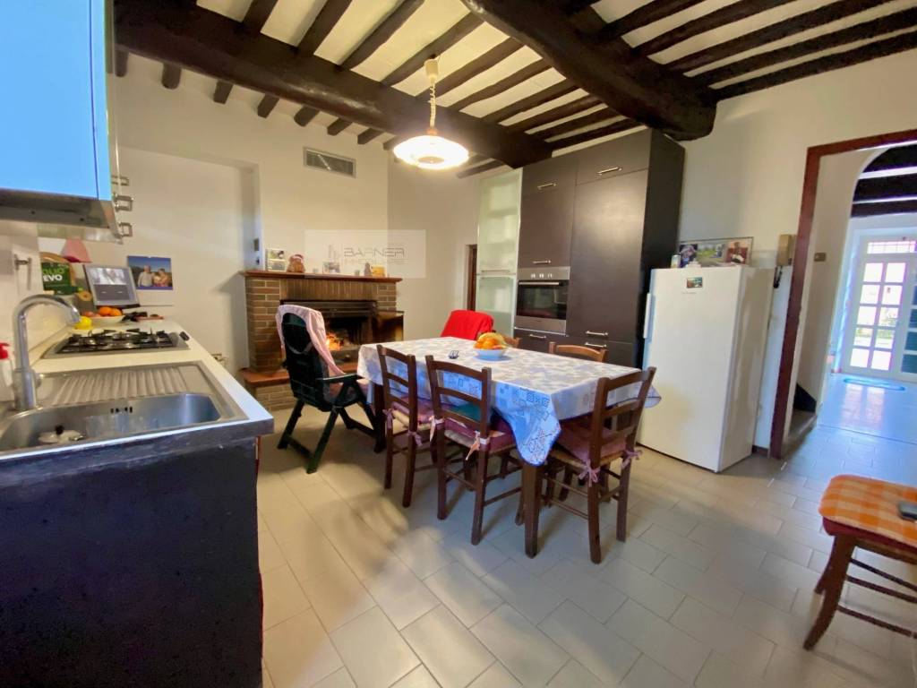 casa indipendente in vendita a Lucca in zona Sant'Anna