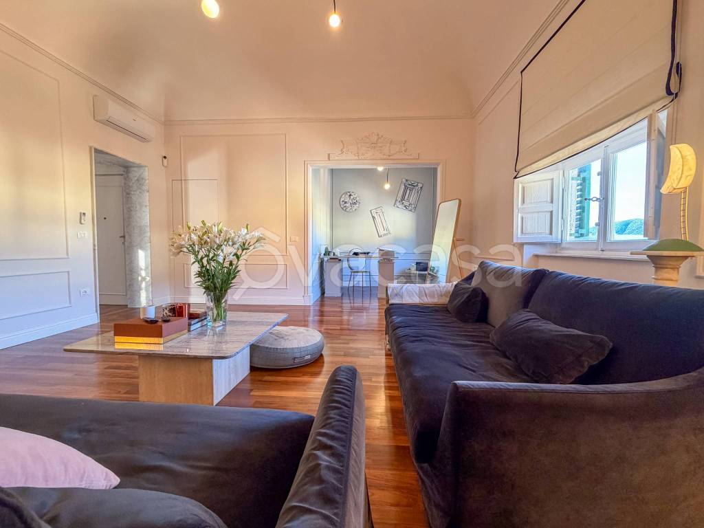 appartamento in vendita a Lucca in zona Centro Città