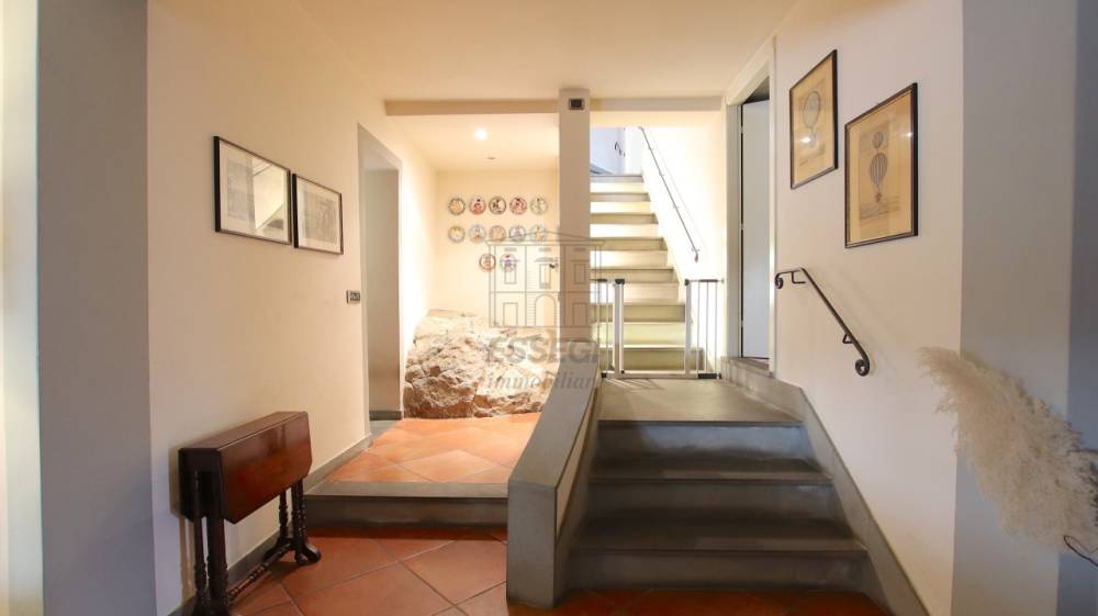 casa indipendente in vendita a Lucca in zona Centro Città