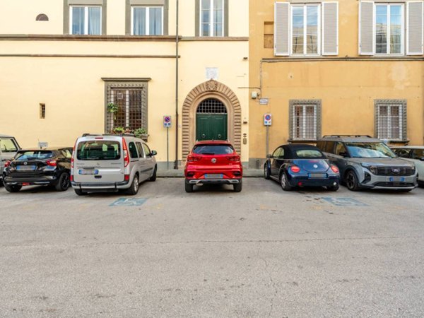 appartamento in vendita a Lucca in zona Centro Città
