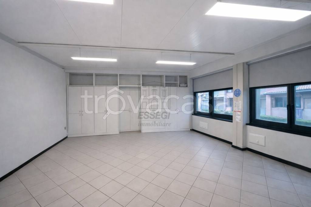 locale commerciale in vendita a Lucca in zona zona San Filippo