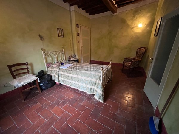 casa indipendente in vendita a Lucca in zona Ponte a Moriano