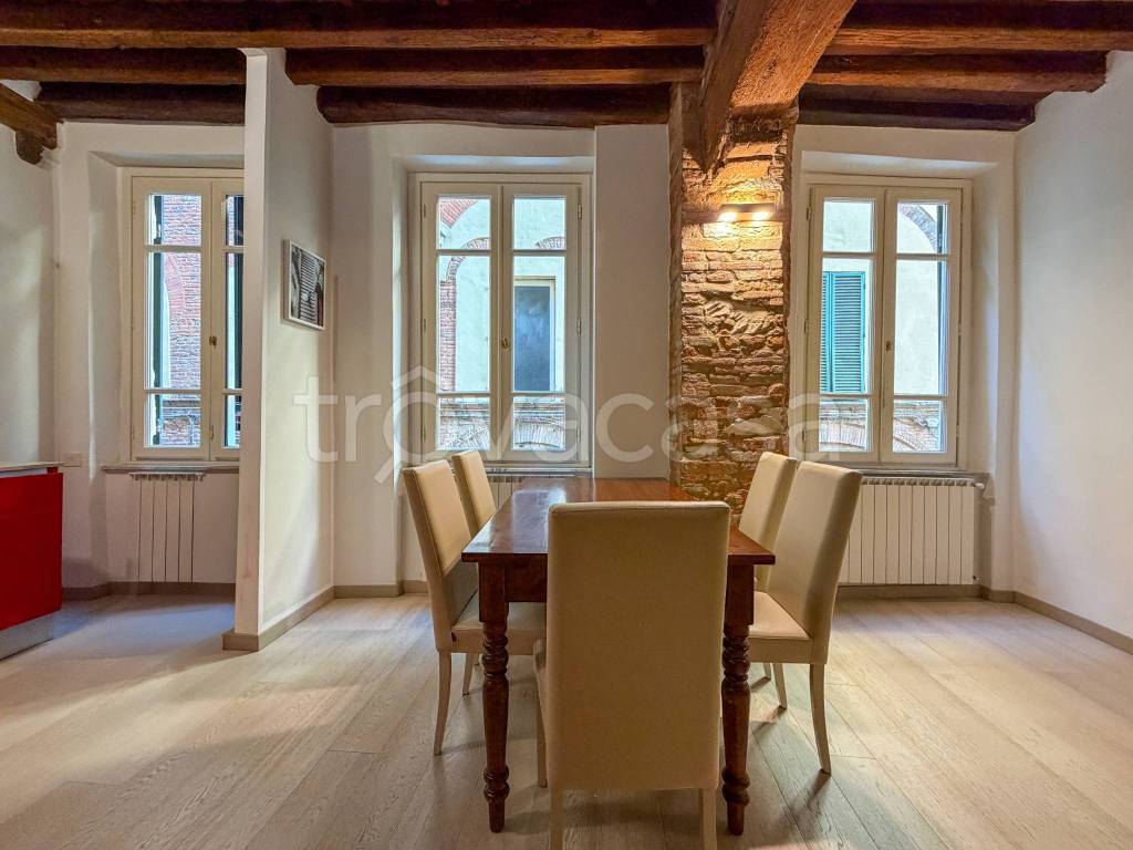appartamento in vendita a Lucca in zona Centro Città