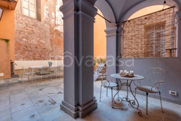 appartamento in vendita a Lucca in zona Centro Città