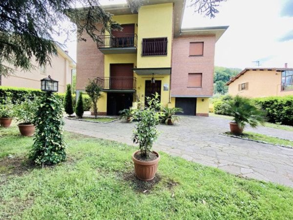 casa indipendente in vendita a Lucca in zona Palmata