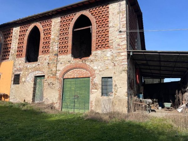casa semindipendente in vendita a Lucca in zona Ponte San Pietro