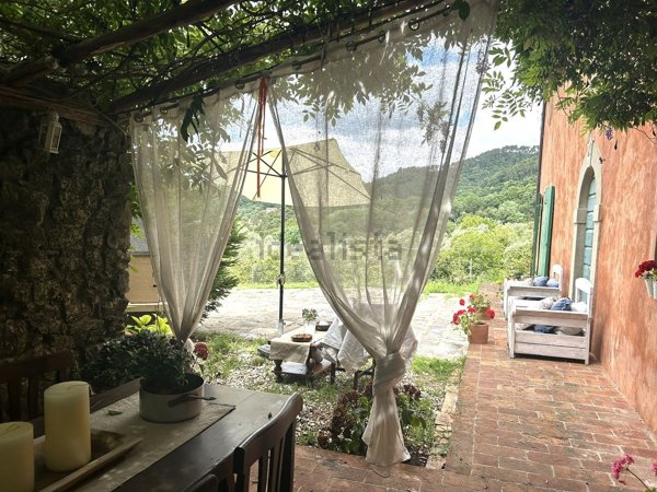 casale in vendita a Lucca in zona Torre