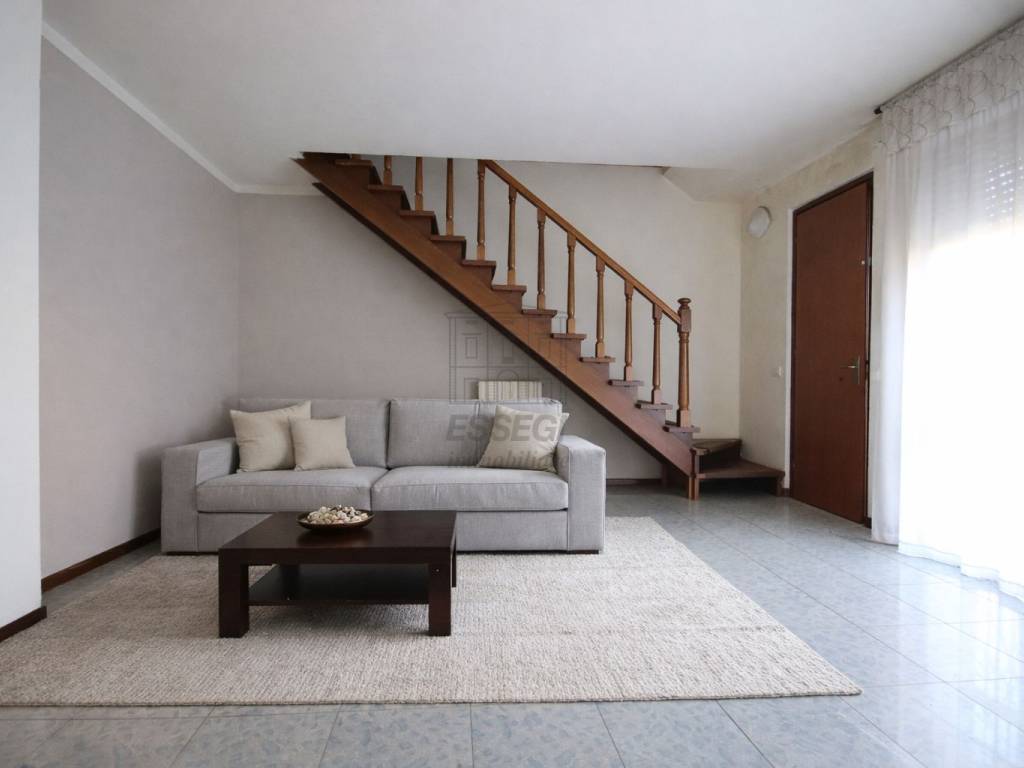 casa indipendente in vendita a Lucca in zona zona San Vito