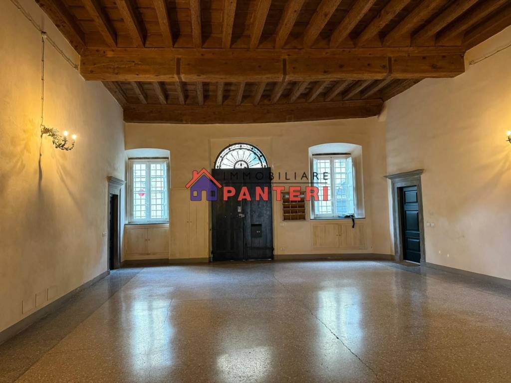 appartamento in vendita a Lucca in zona Centro Città