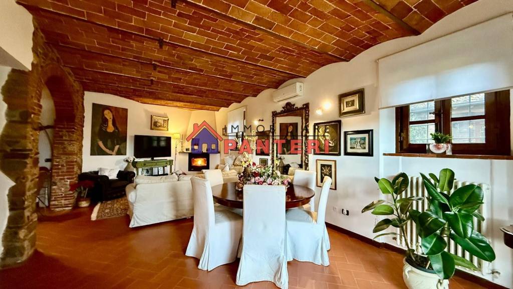 casa indipendente in vendita a Lucca in zona Sant'Alessio