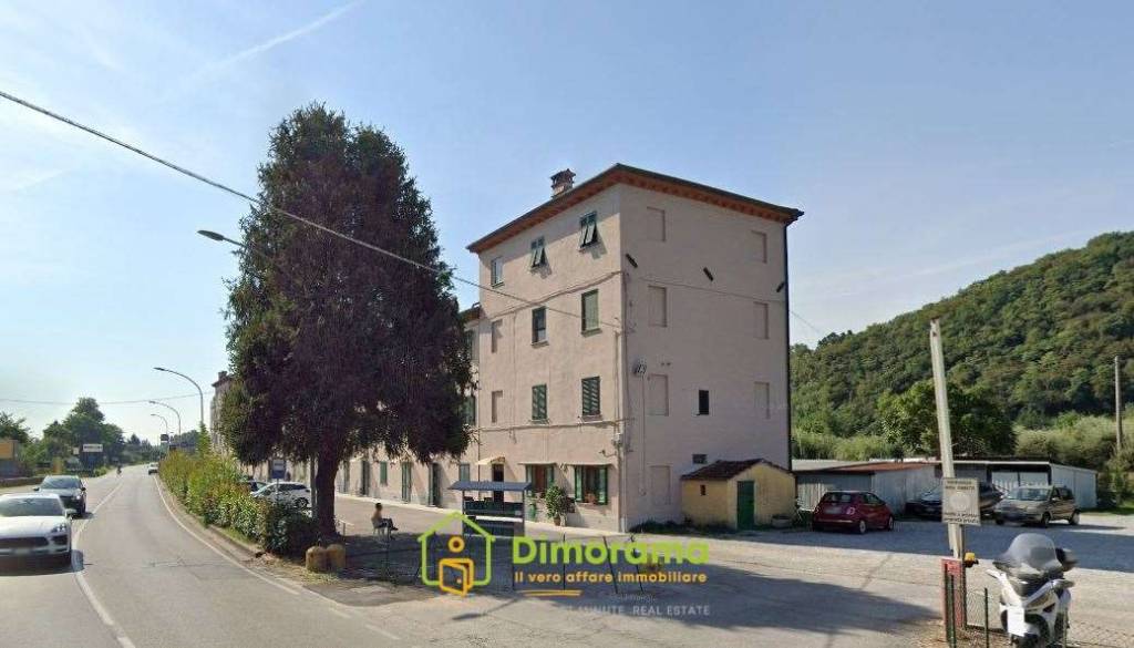 appartamento in vendita a Lucca in zona Ponte a Moriano