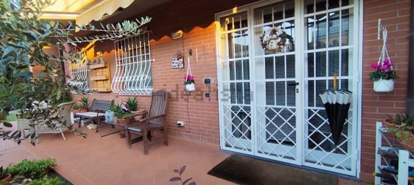 appartamento in vendita a Lucca in zona zona Arancio