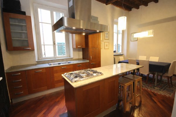 appartamento in vendita a Lucca in zona Centro Città