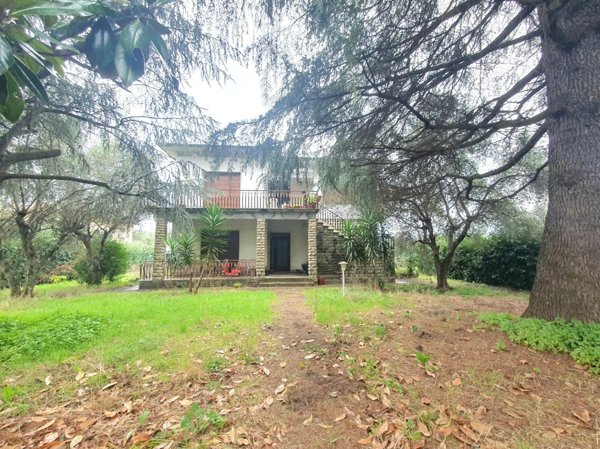 casa indipendente in vendita a Lucca in zona zona San Marco